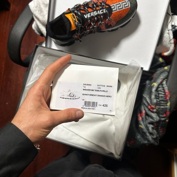 Versace sneakers - Picture 10 of 10